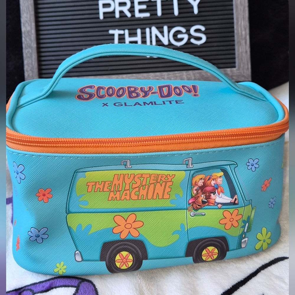SCOOBY DOO X GLAMLITE COSMETICS BAG